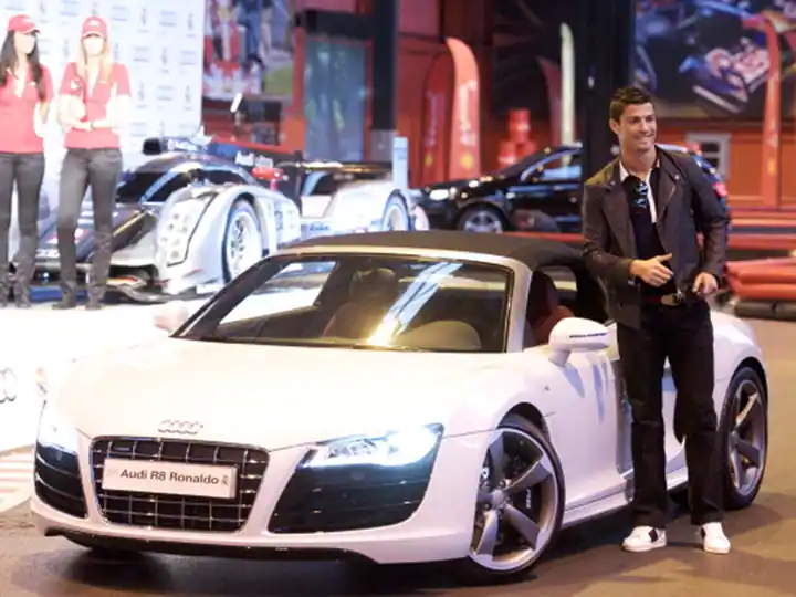 Cristiano Ronaldo Car Accident Bugatti Veyron Supercar Crashes In Spain Mallorca