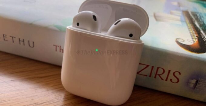 AirPods, Apple AirPods problems, One AirPods not working, AirPods problems, AirPod troubleshoot, only one AirPod working, Apple AirPods tricks, AirPods problems, AirPods, Apple AirPods