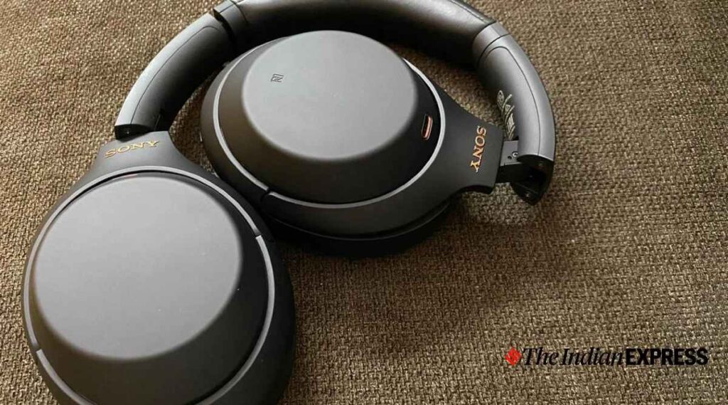 Sony WH1000XM4, Sony WH1000XM4 headphones,