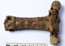 Sword Found Near Grave Of Viking Age Queen Reveals Interesting Details About The Norsemen Adventures